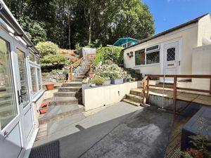 Photo 11- click for photo gallery